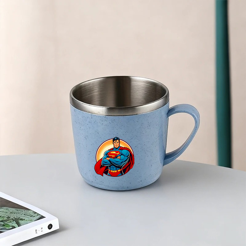 Supermans Water Bottle Clark K - Home Office Kent reseña y precio