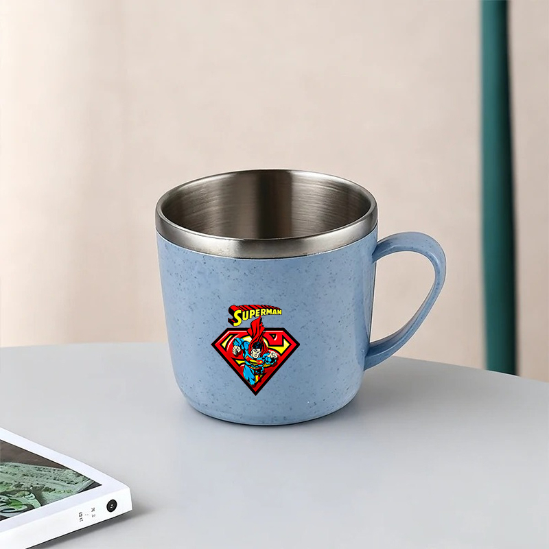 Supermans Water Bottle Clark K - Home Office Kent reseña y precio